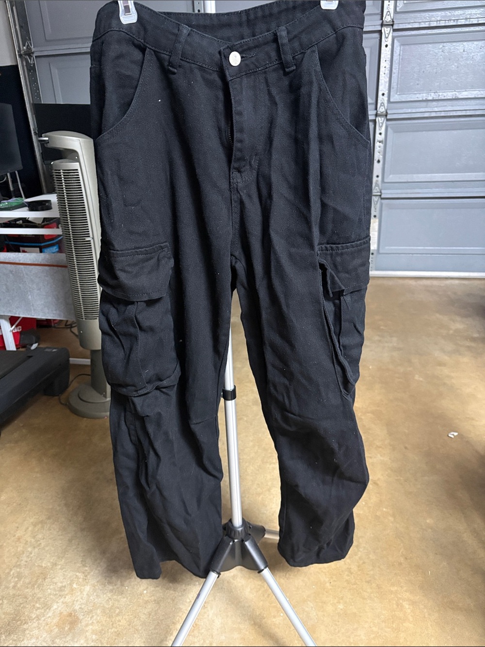 Men's Black Cargo Pants - Durable Utility Style